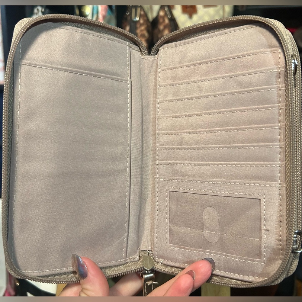 Bronze Gold Crossbody Wallet Clutch Multi-Use Bag w/ Detachable Strap LIKE NEW! - Picture 8 of 11